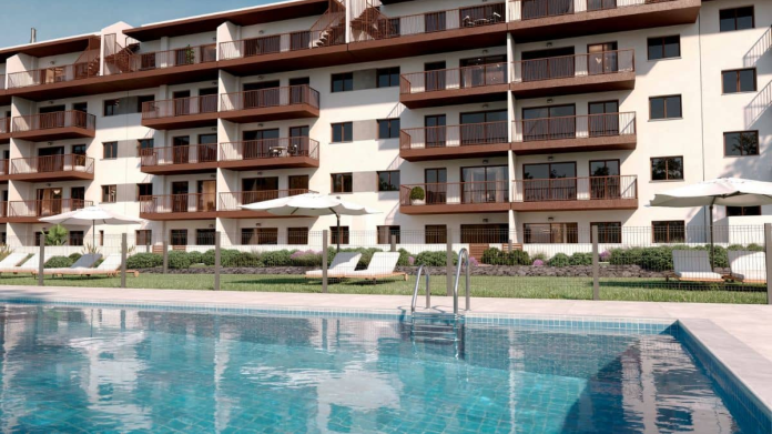 darsena_real_outdoors_2_resize.jpg